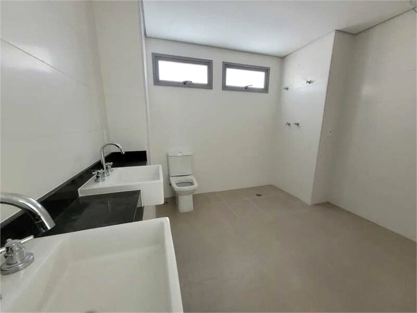 Apartamento à venda com 3 suítes em Água Branca, São Paulo, SP