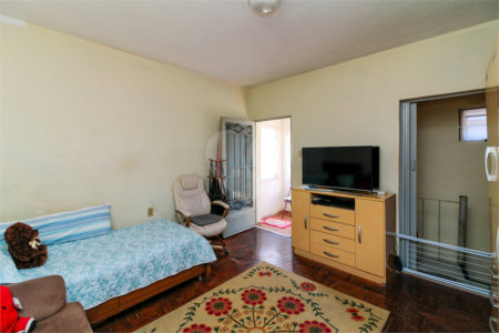 Casa Térrea à venda com 3 quartos em Vila Medeiros, São Paulo, SP