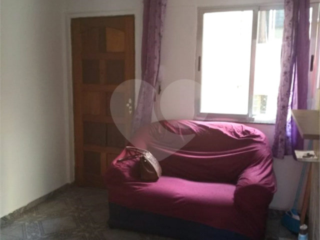Apartamento à venda com 2 quartos em Cidade Tiradentes, São Paulo, SP