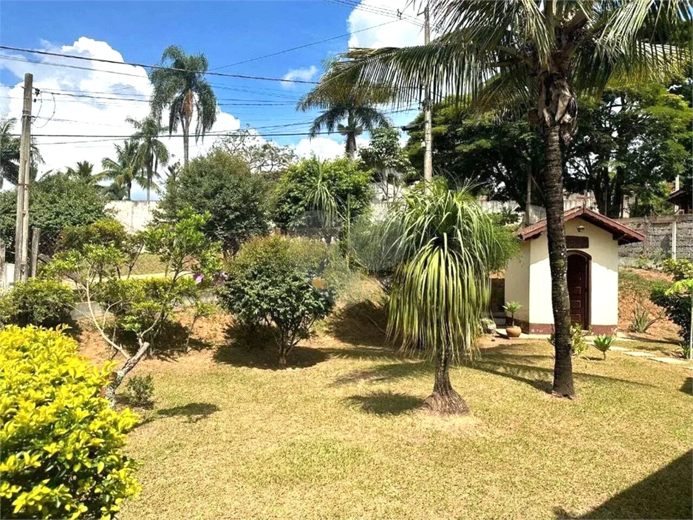 Chácara à venda com 4 quartos, sendo 1 suíte, em Ville Saint James I, Campo Limpo Paulista, SP