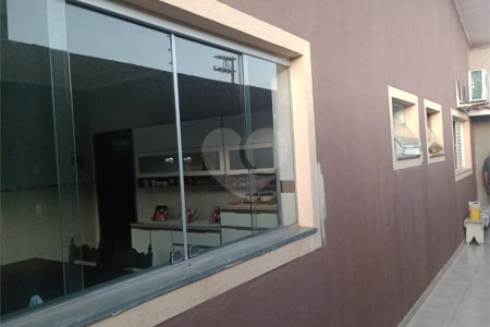 Casa à venda ou para alugar com 3 quartos, sendo 1 suíte, em Jardim Alvorada, Itapetininga, SP