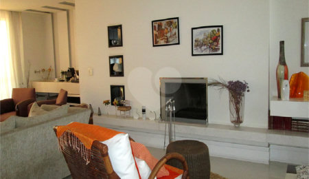 Apartamento à venda com 4 suítes em Vila Suzana, São Paulo, SP