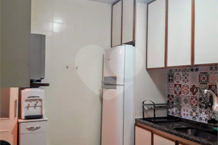 Casa à venda com 3 quartos, sendo 1 suíte,  em Jardim Aeroporto, São Paulo, SP