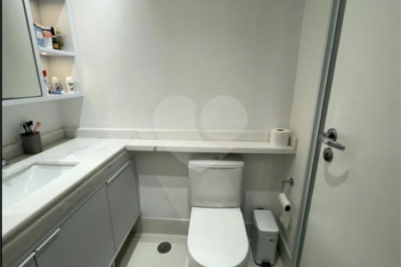 Apartamento para alugar com 2 quartos, sendo 1 suíte,  em Indianópolis, São Paulo, SP