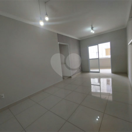 Apartamento à venda com 2 quartos, sendo 1 suíte, em Santa Claudina, Vinhedo, SP