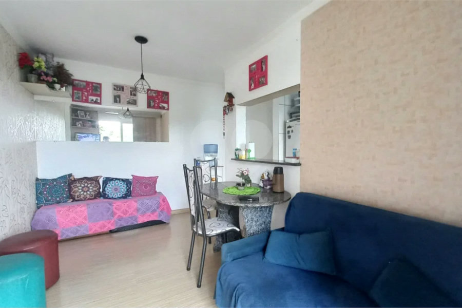 Apartamento à venda com 3 quartos, sendo 1 suíte,  em Parque Novo Mundo, São Paulo, SP