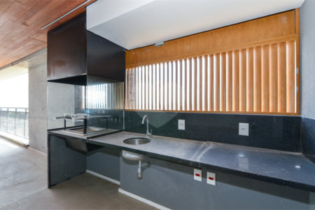 Apartamento à venda com 4 suítes em Jardim das Acácias, São Paulo, SP