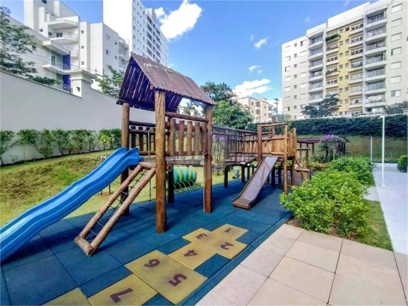 Apartamento à venda com 3 suítes em Jardim Portal da Colina, Sorocaba, SP