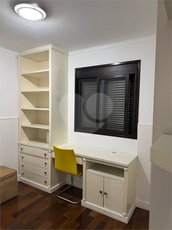 Apartamento à venda com 3 suítes em Vila Suzana, São Paulo, SP