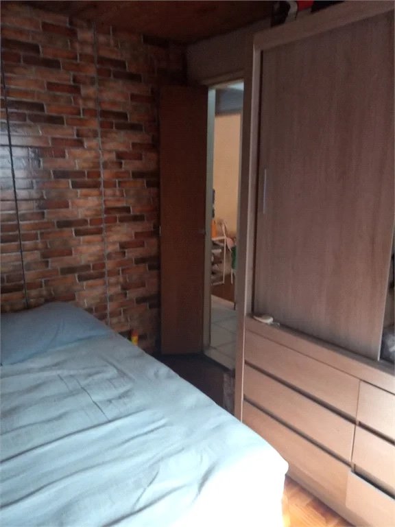 Casa à venda com 4 quartos, sendo 1 suíte, em Jardim das Palmas, São Paulo, SP