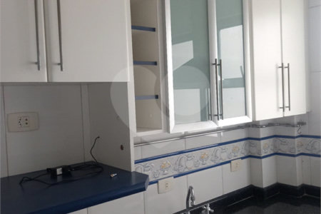 Apartamento à venda com 3 quartos, sendo 1 suíte, em Pinheiros, São Paulo, SP