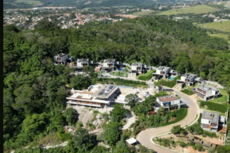 Casa à venda com 3 suítes no condomínio Lá Reserva Atibaia, Atibaia - SP