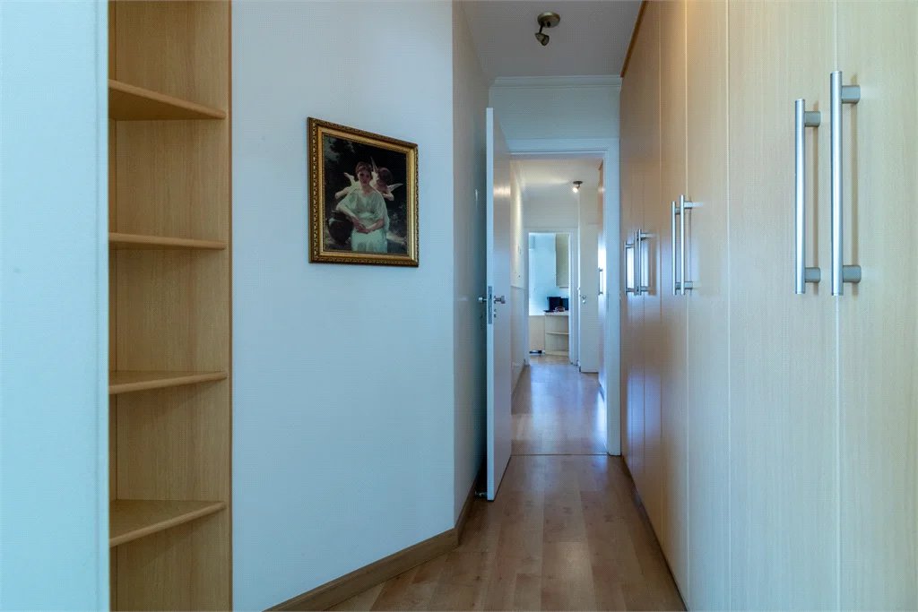 Apartamento à venda com 4 quartos, sendo 3 suítes, em Brooklin Paulista, São Paulo, SP