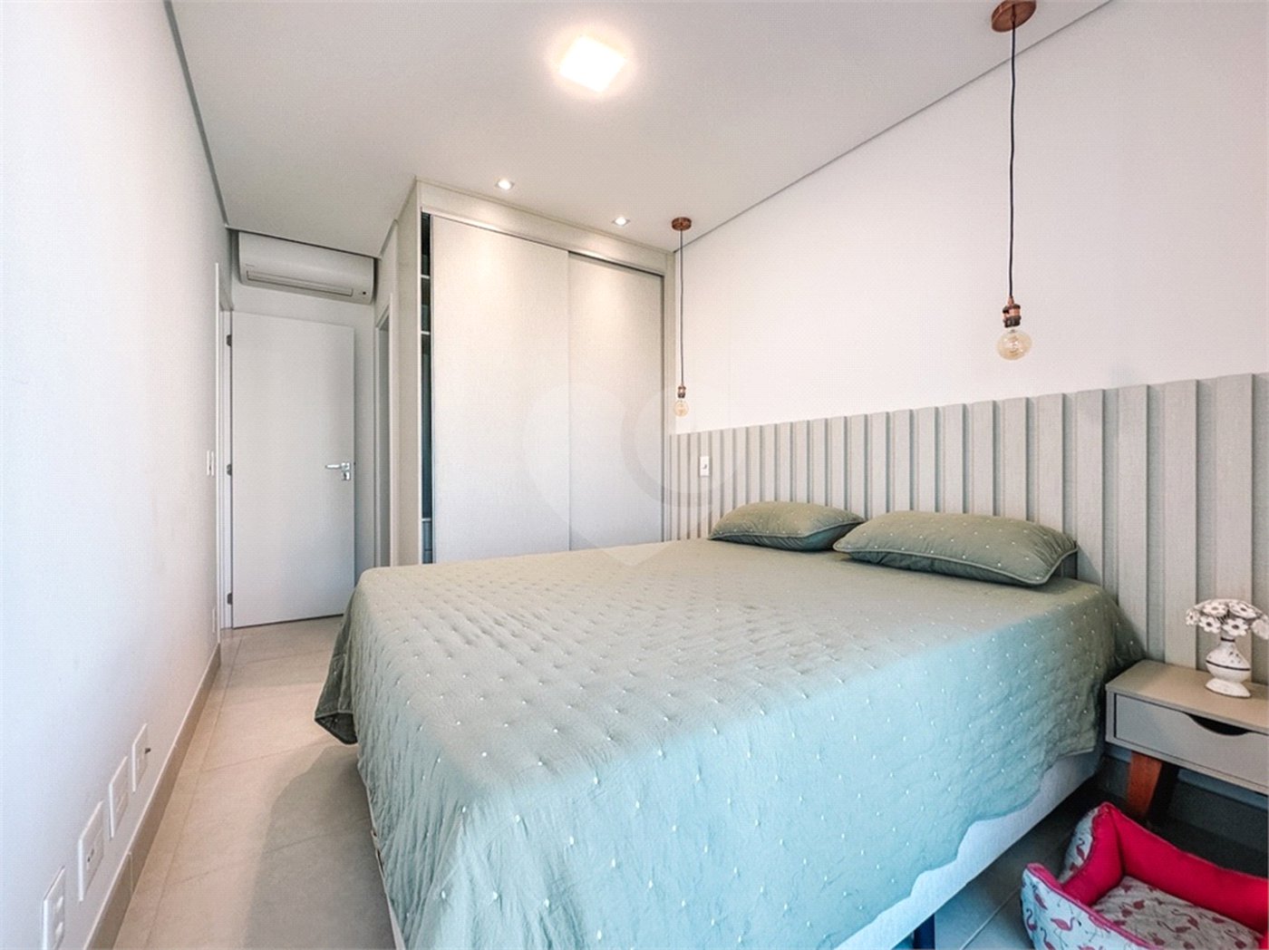 Apartamento à venda com 2 quartos, sendo 1 suíte, em Riviera, Bertioga, SP