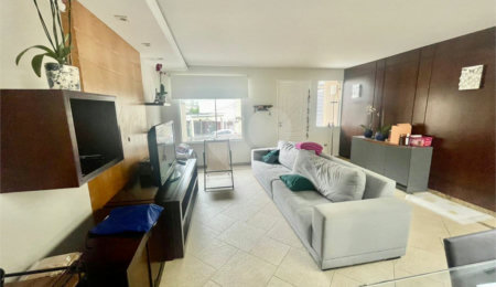 Casa à venda com 4 quartos, sendo 2 suítes,  em Santana, São Paulo, SP