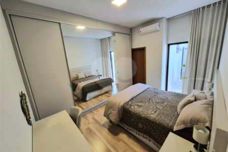 Casa à venda com 3 quartos, sendo 1 suíte,  no condomínio Mantova, Indaiatuba - SP