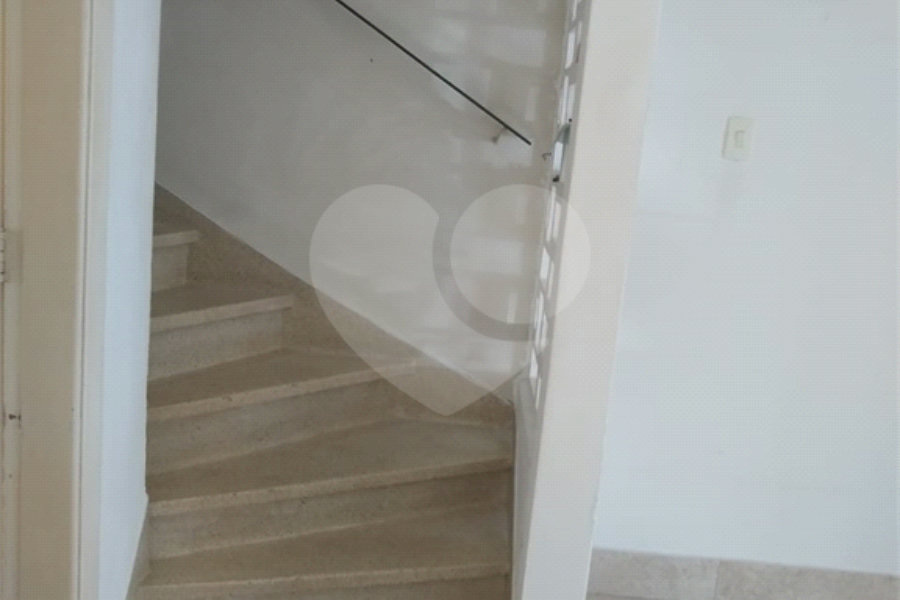 Sobrado à venda com 3 quartos em Chácara Santo Antônio, São Paulo, SP