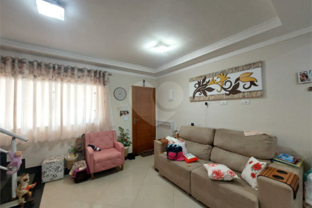 Casa à venda com 3 quartos, sendo 2 suítes,  em Jardim Lallo, São Paulo, SP