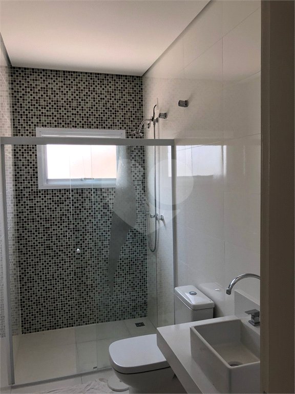 Casa à venda com 3 suítes no condomínio Residencial Lago da Serra, Araçoiaba da Serra - SP