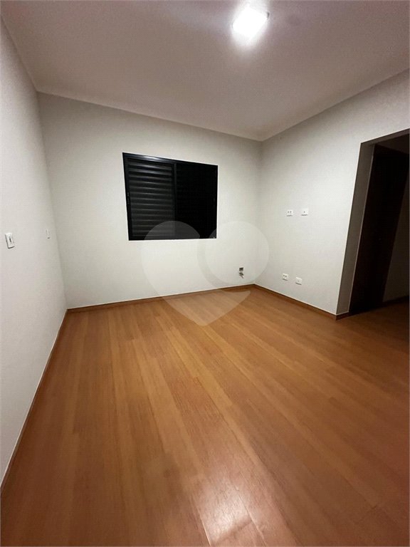 Casa Térrea à venda com 3 quartos, sendo 1 suíte, em Residencial Jardins da Catalunha, Atibaia, SP