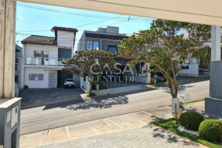 Casa em condomínio à venda com 3 quartos, sendo 1 suíte, em Wanel Ville, Sorocaba, SP