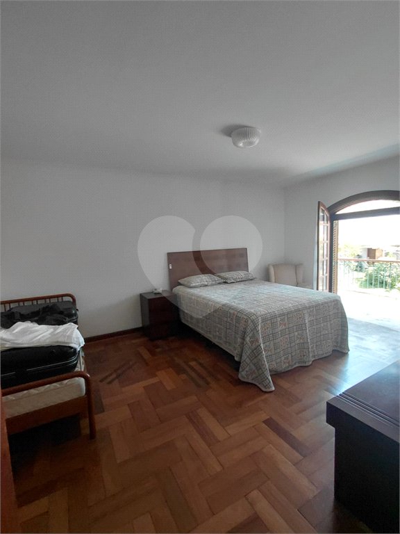 Casa à venda com 4 suítes no condomínio Ville Bourghese, São Paulo - SP