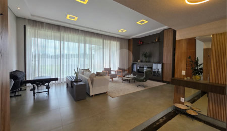 Casa à venda com 4 suítes no condomínio Residencial Jardim Primavera, Louveira - SP