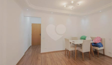 Apartamento à venda com 3 quartos, sendo 1 suíte,  em Perdizes, São Paulo, SP