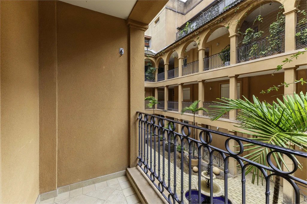 Duplex para alugar com 4 quartos, sendo 3 suítes,  em Alto de Pinheiros, São Paulo, SP