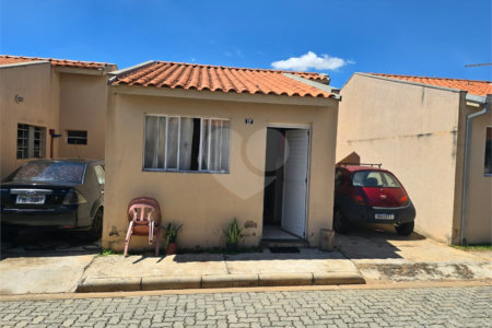 Casa à venda com 2 quartos no condomínio Esmeralda, Itapetininga - SP