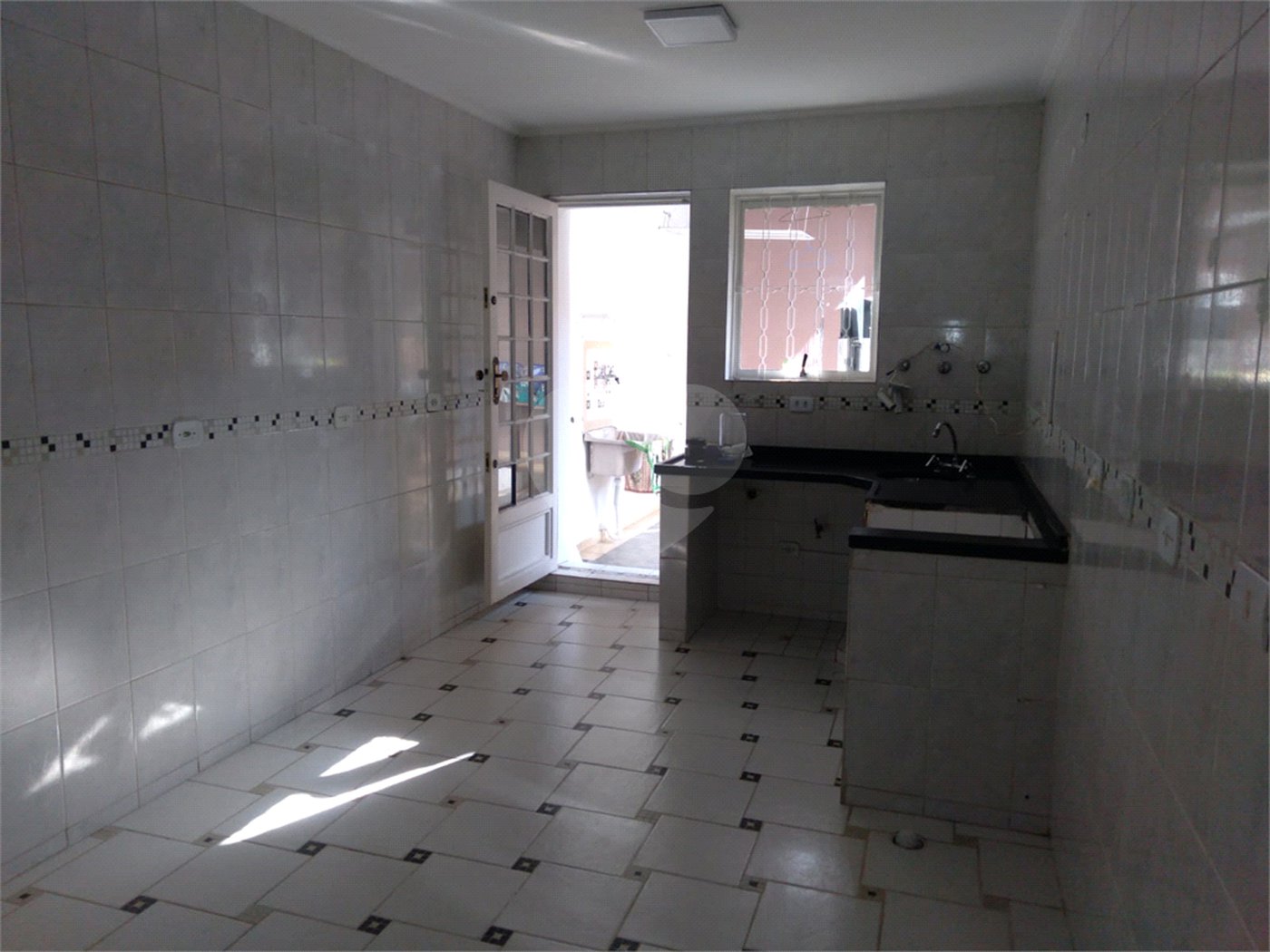 Casa à venda ou para alugar com 5 quartos, sendo 3 suítes, em Cambuci, São Paulo, SP