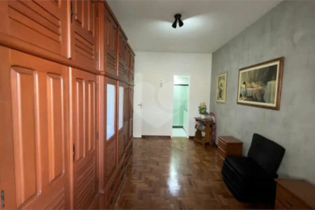 Apartamento à venda com 2 quartos, sendo 1 suíte,  em Laranjeiras, Rio de Janeiro, RJ