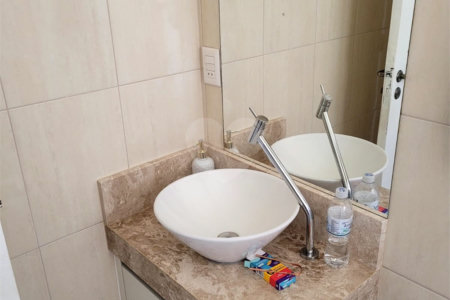 Casa à venda com 3 quartos, sendo 1 suíte, em Jardim Leocádia, Sorocaba, SP