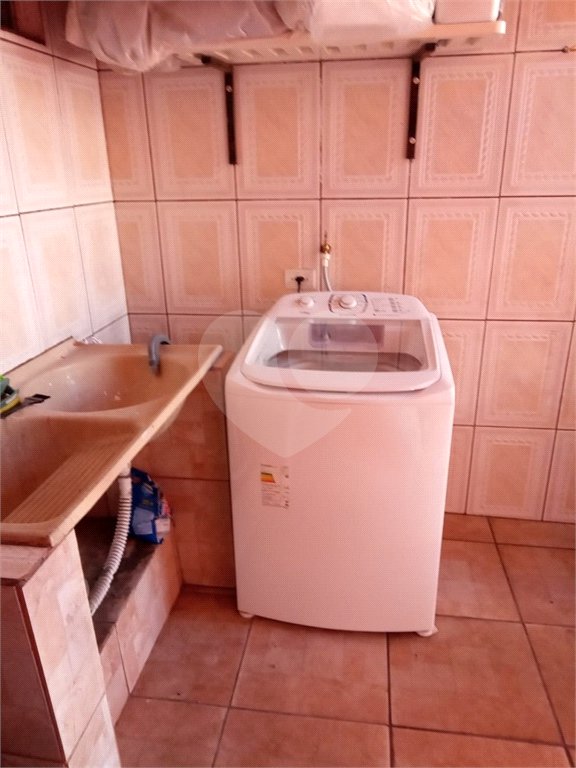 Casa à venda com 4 quartos, sendo 1 suíte, em Jardim das Palmas, São Paulo, SP