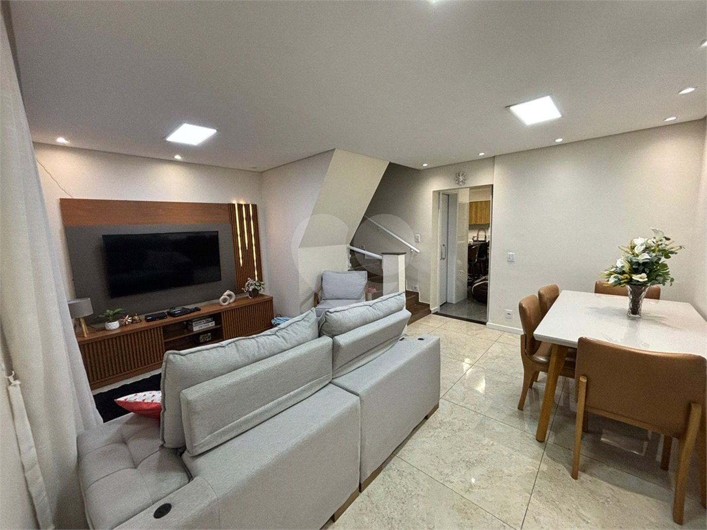 Sobrado à venda com 2 quartos em Tucuruvi, São Paulo, SP