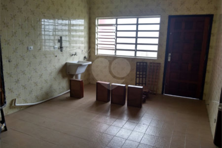 Casa à venda com 5 quartos, sendo 1 suíte, em Vila Fazzeoni, São Paulo, SP