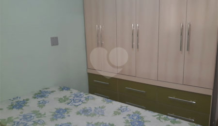 Casa à venda com 4 quartos em Jardim Marisa, São Paulo, SP