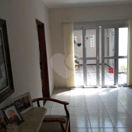 Casa à venda com 3 quartos, sendo 2 suítes, em Vila Dom Pedro I, São Paulo, SP
