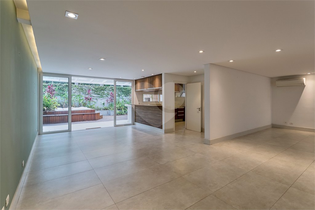 Casa à venda com 4 suítes no condomínio Vila de Palme, São Paulo - SP