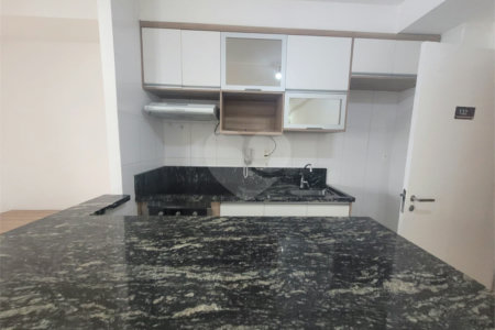 Apartamento à venda ou para alugar com 2 quartos, sendo 1 suíte, em Parque Industrial Tomas Edson, São Paulo, SP