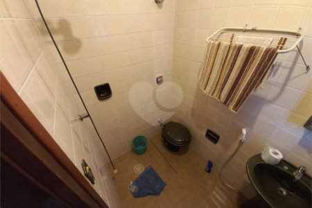 Casa à venda com 4 quartos, sendo 2 suítes,  em Parque Esmeralda, São Paulo, SP