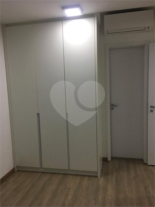 Apartamento à venda com 2 quartos, sendo 1 suíte, em Pinheiros, São Paulo, SP
