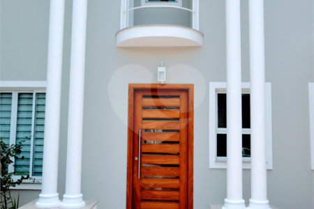 Casa à venda com 3 suítes no condomínio Residencial Jardim América, Vinhedo - SP