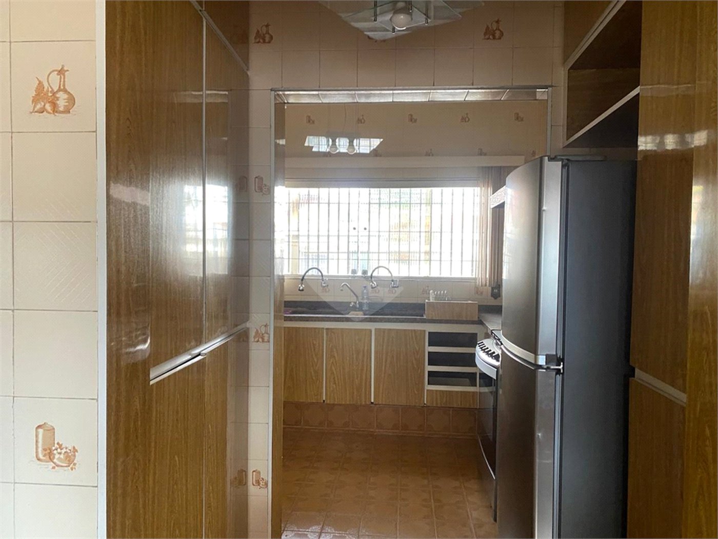 Casa à venda com 5 quartos, sendo 3 suítes, em Vila Rosália, Guarulhos, SP
