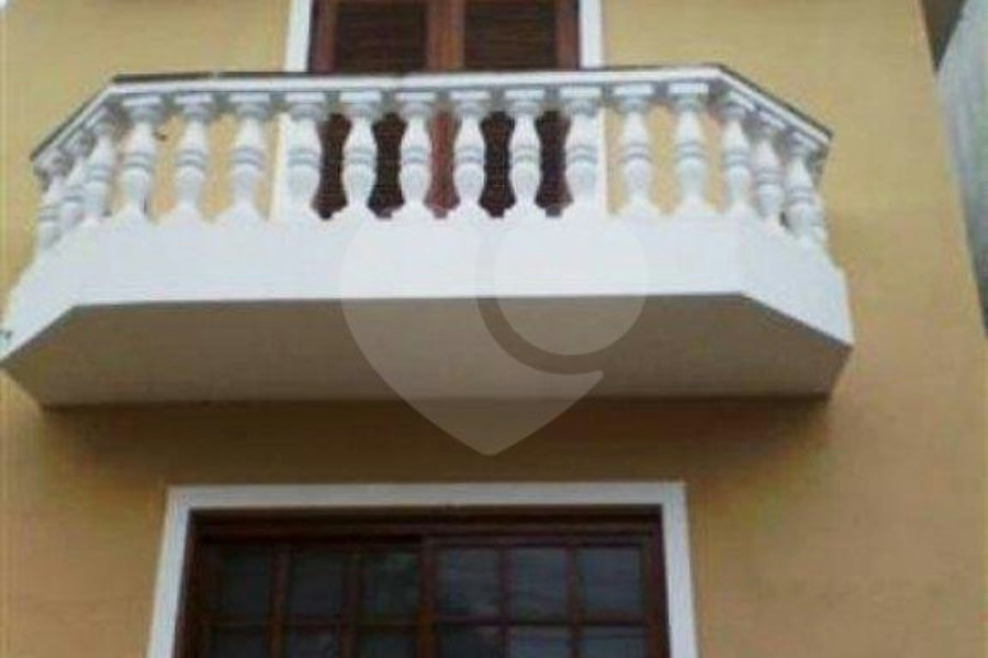 Sobrado à venda com 3 quartos, sendo 1 suíte,  em Imirim, São Paulo, SP