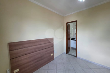 Casa à venda com 2 suítes no condomínio Residencial Santana, São Paulo - SP