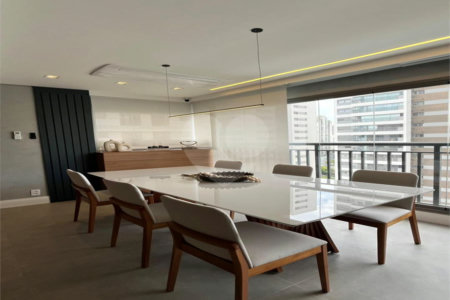 Apartamento à venda com 3 quartos, sendo 1 suíte, em Jardim Prudência, São Paulo, SP