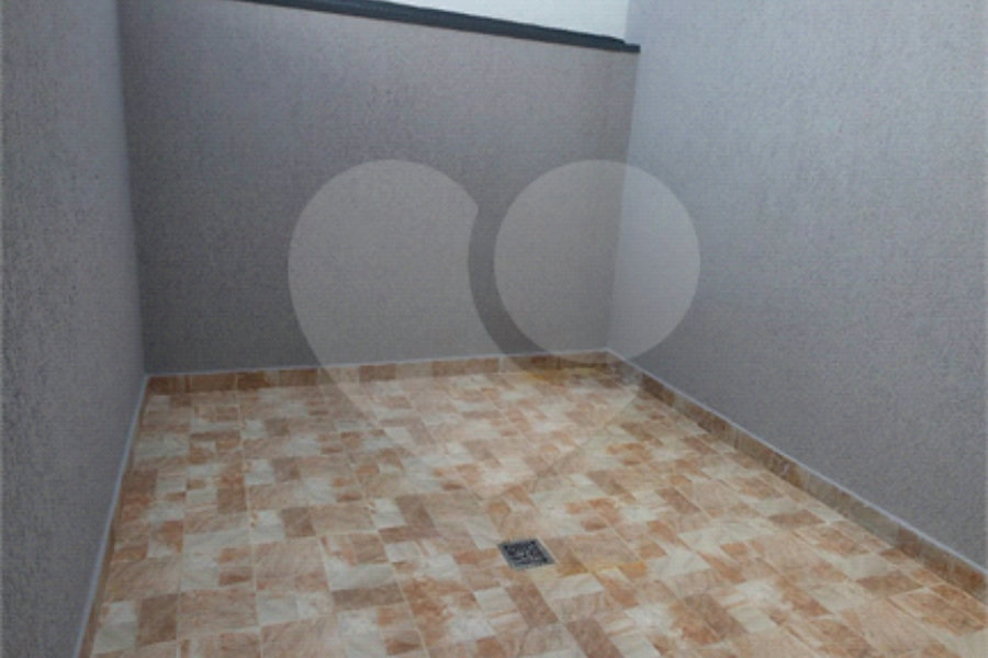 Sobrado à venda com 2 quartos em Guaianazes, São Paulo, SP