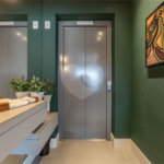 Apartamento à venda com 4 quartos, sendo 3 suítes,  em Jardim das Acácias, São Paulo, SP