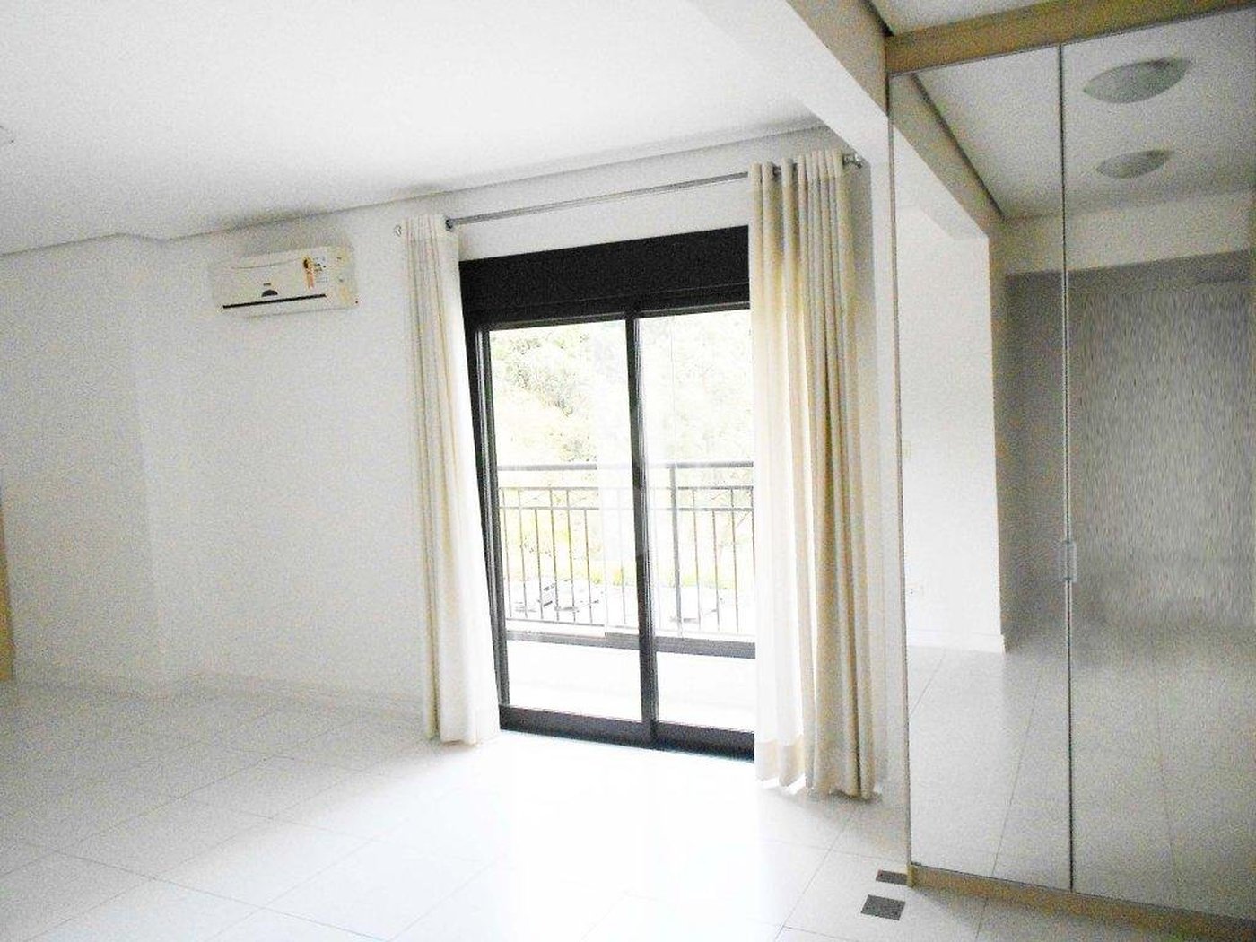 Apartamento para alugar com 4 suítes em Jardim Marajoara, São Paulo, SP